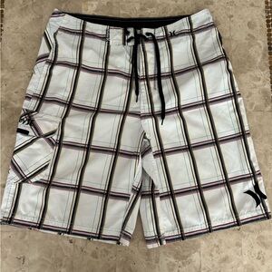 Hurley Boardshorts / Swim‎ Shorts Men’s Size 32